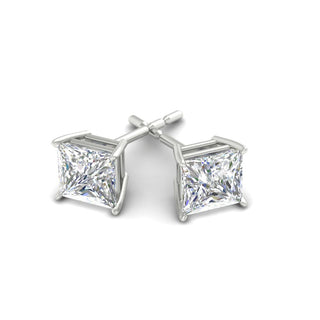Princess Cut Diamond Stud Earring